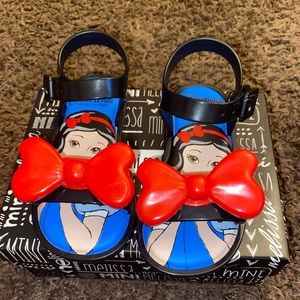Toddler girl mini Melissa sandals